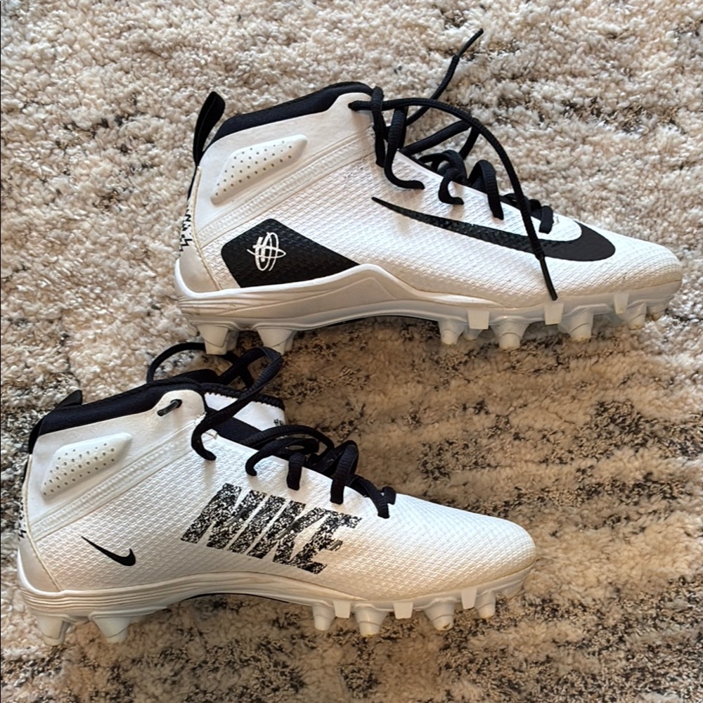 Nike Kids White and Black Sports Shoes